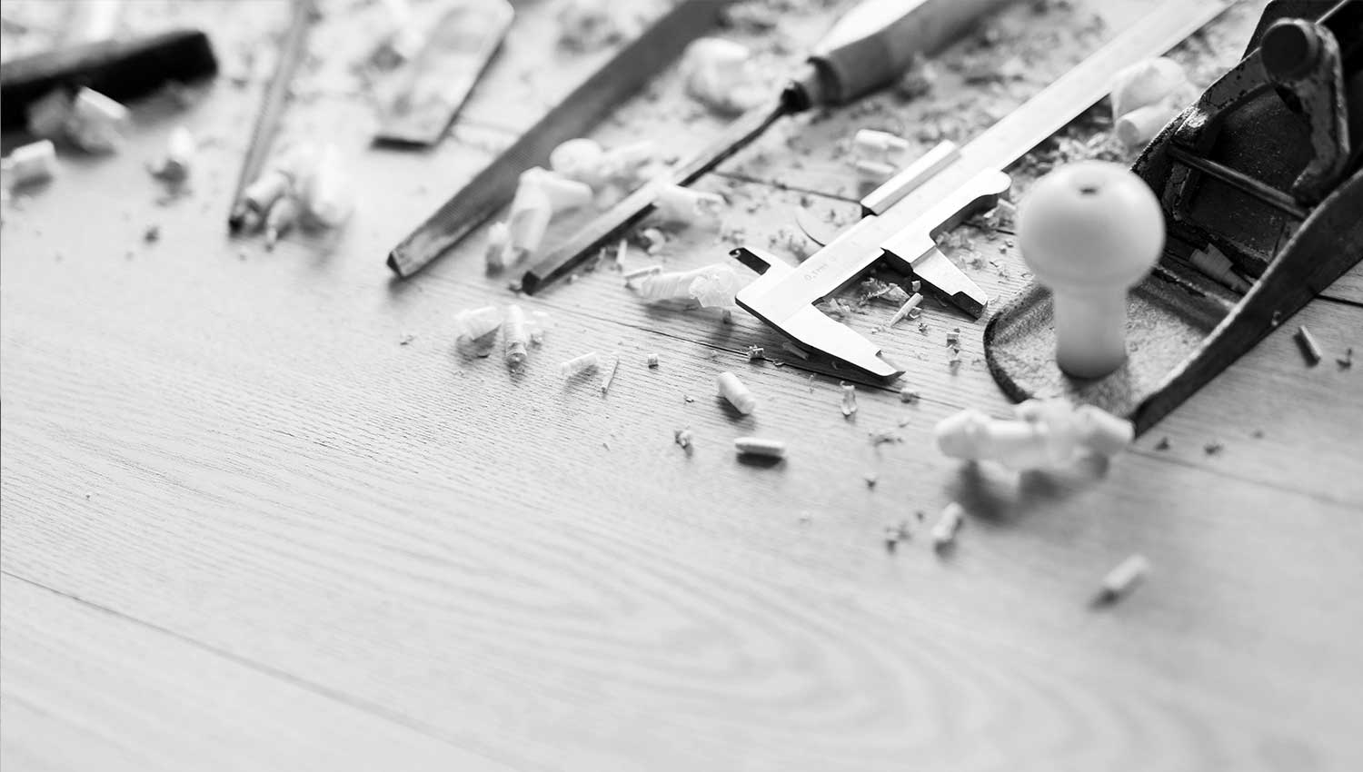 carpentry_tools_bw
